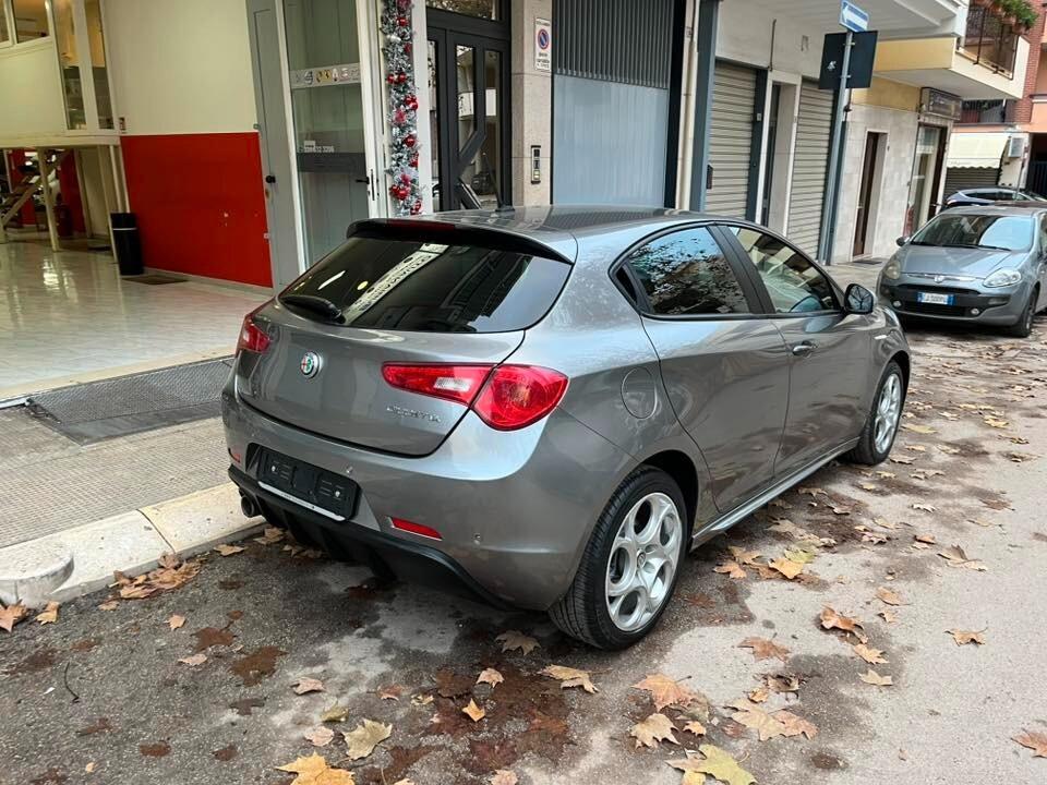 Alfa Romeo Giulietta 1.6 JTDm 120 CV
