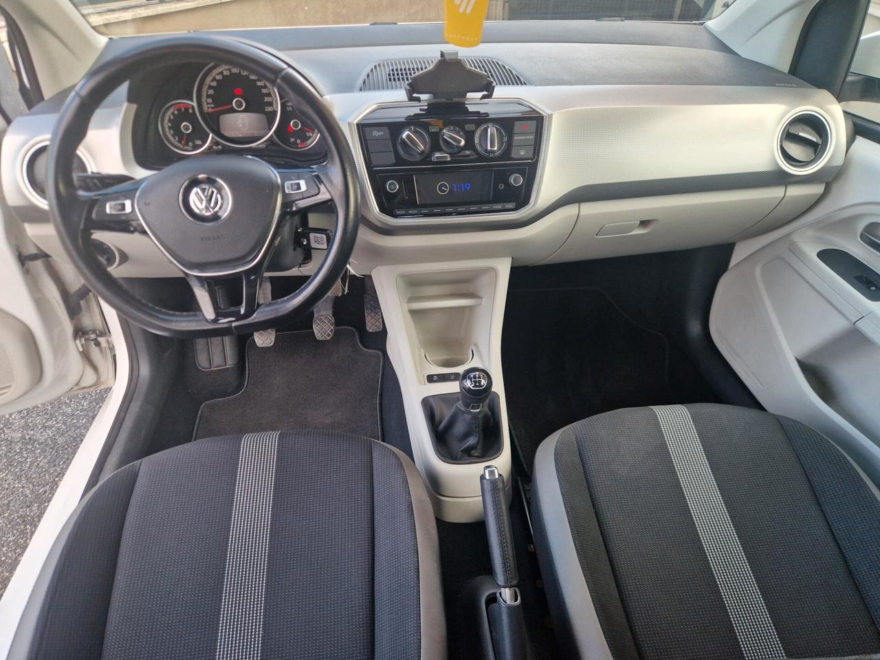 Volkswagen up! 1.0 75cv 5 porte 93 mila km