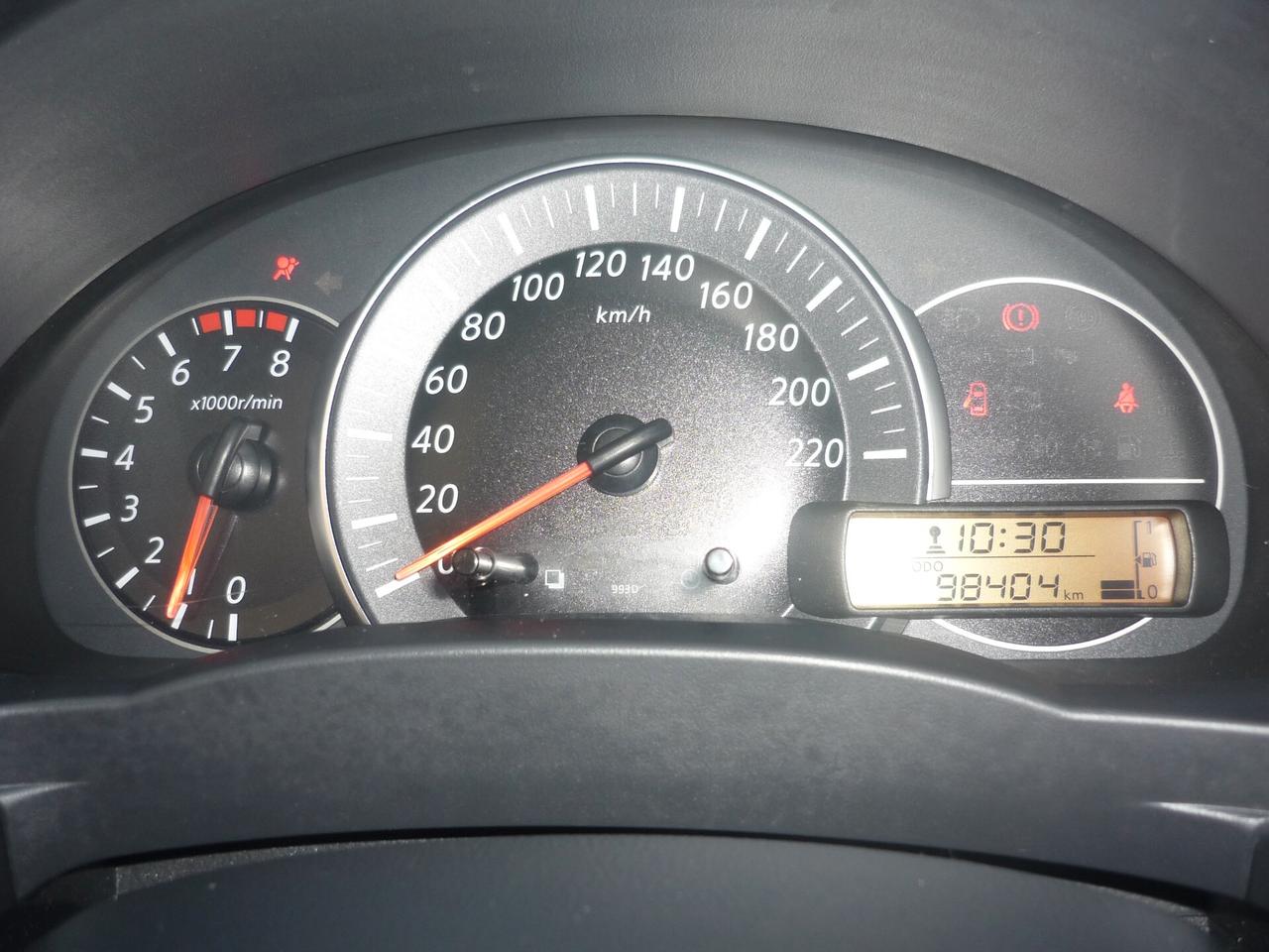 Nissan Micra 1.2 12V 5 porte Acenta Young