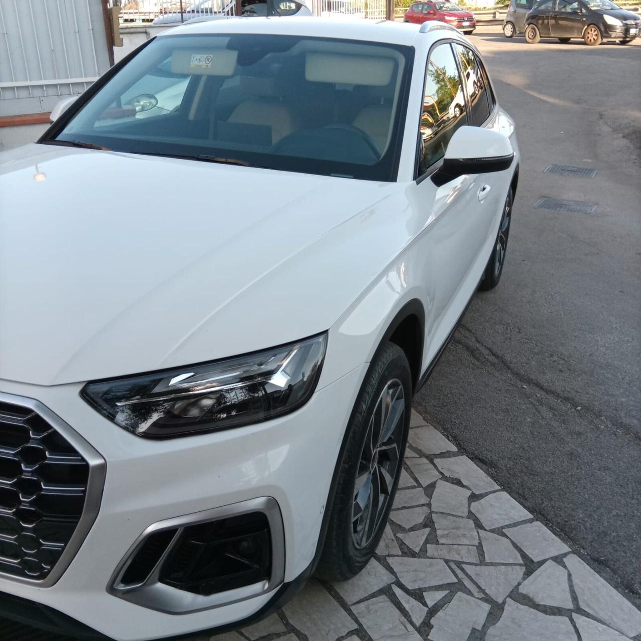 Audi Q5 35 TDI S tronic Business