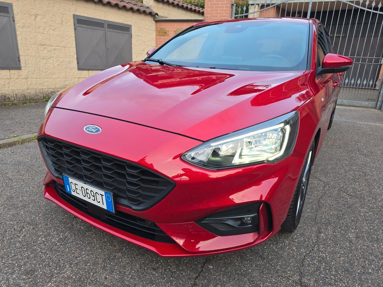 FORD Focus ST-Line 1.0 (125CV) Ecoboost Hybrid