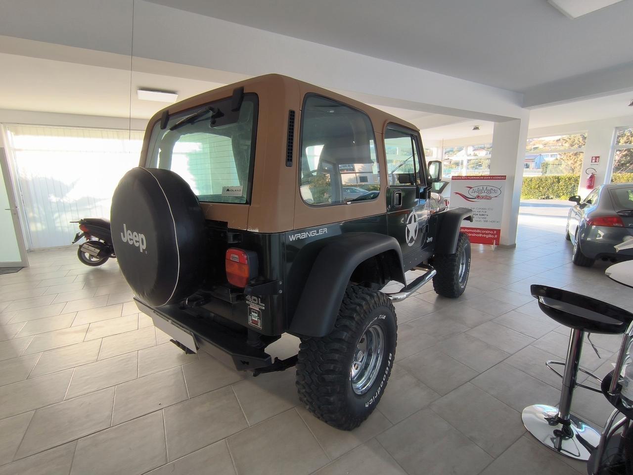 Jeep Wrangler 4.0 184 CV SAHARA