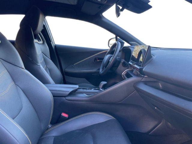 TOYOTA C-HR 2.0 HV Lounge Premiere