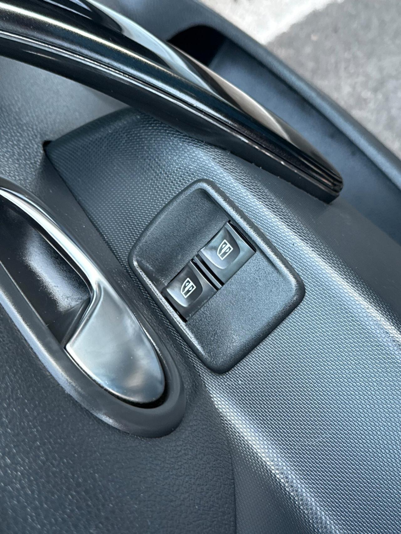 Dacia Sandero 0.9 TCe 90CV NAVI CAMERA LED - 2018