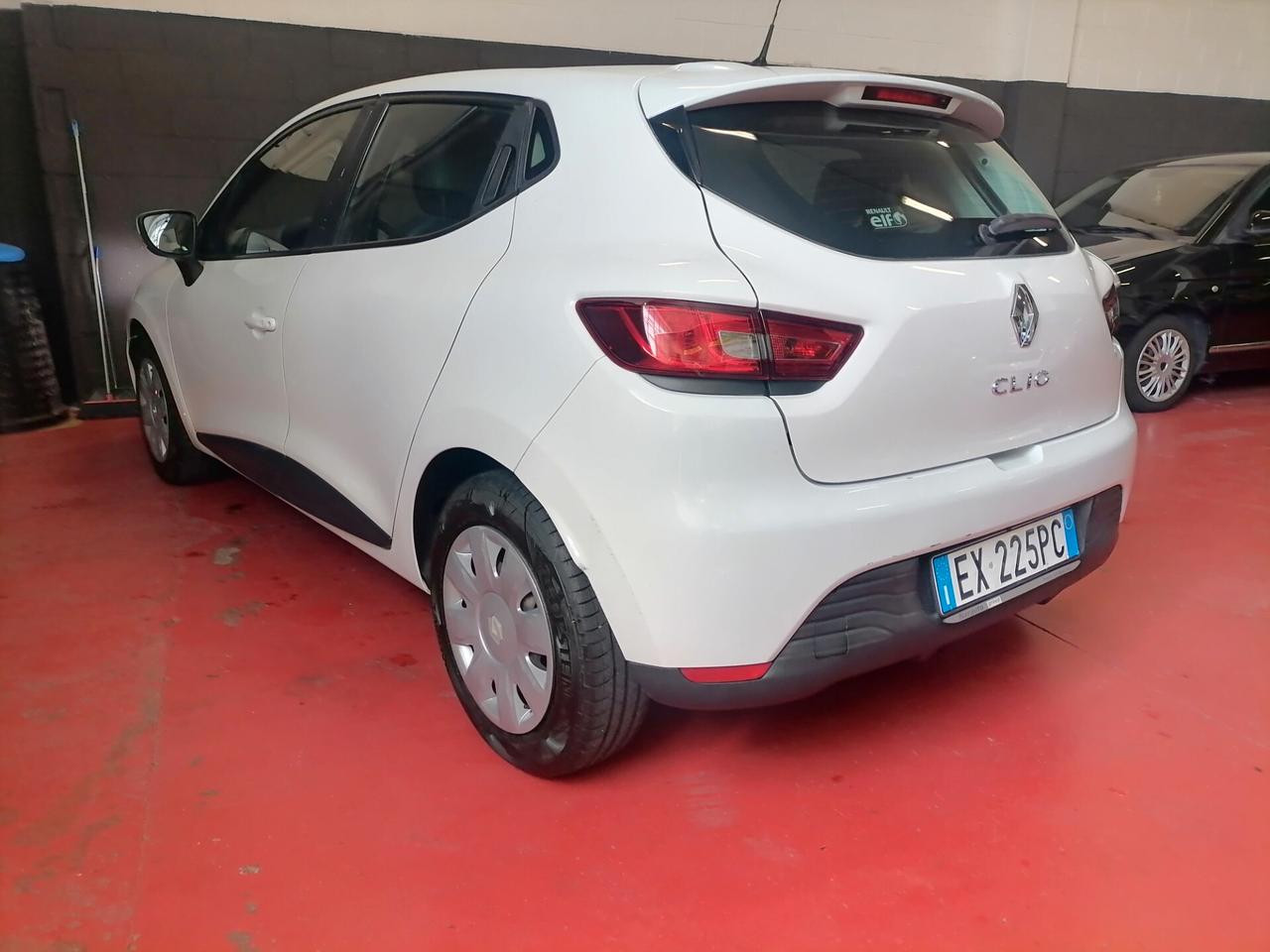 Renault Clio 1.2 75CV 5 porte Costume National