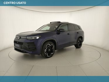 eHybrid 1.5 TSI R-Line Plus 204 CV DSG