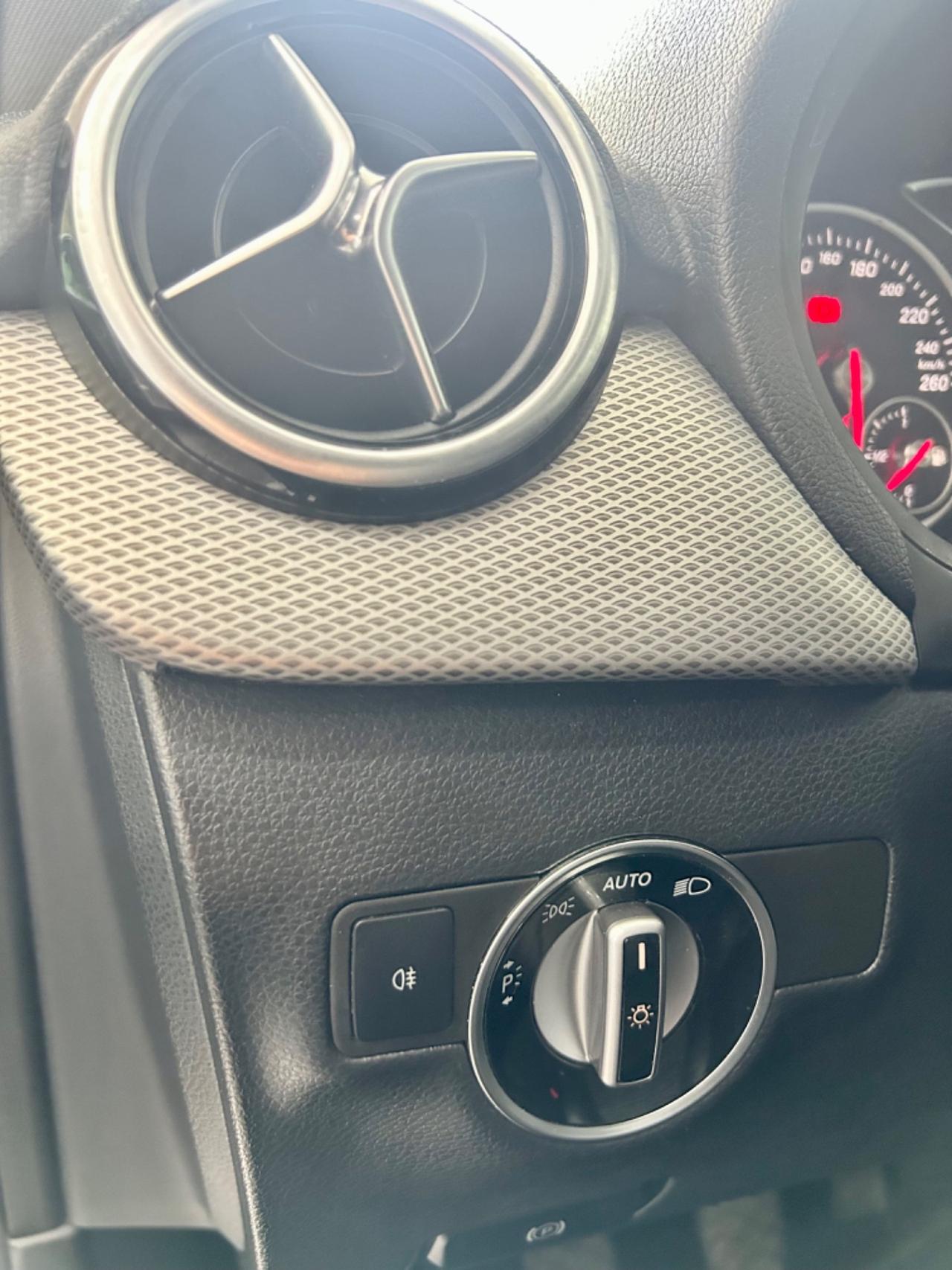 Mercedes CLASSE B 180 d Premium FINANZIABILE