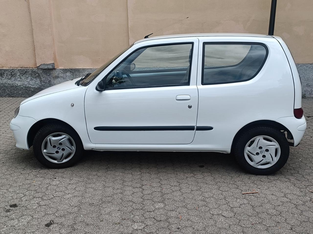 Fiat 600 1.1 50th Anniversary