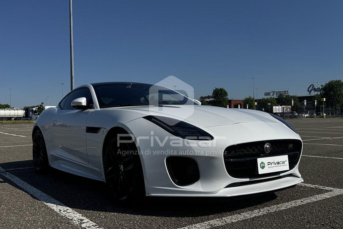 JAGUAR F-Type 2.0 aut. Coupé Chequered Flag