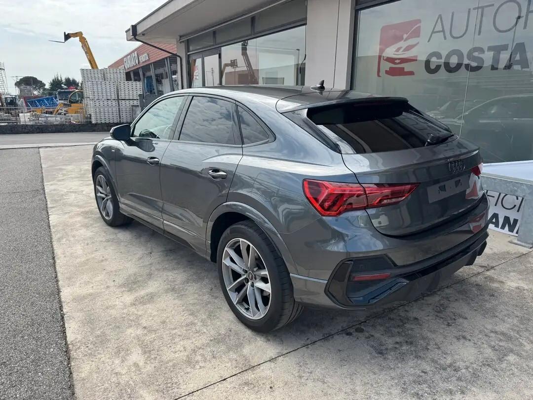 Audi Q3 SPB 35 TFSI S tronic Identity Black Sportbavk s-line