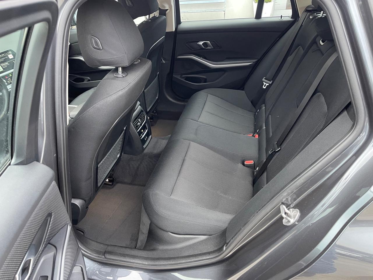 Bmw 320D 48V Touring Business Advantage