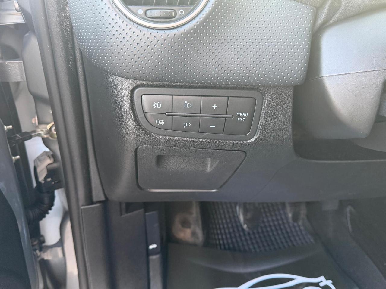 FIAT PUNTO EVO 1.2 70CV 51KW OK NEOPATENTATI ANNO 2012