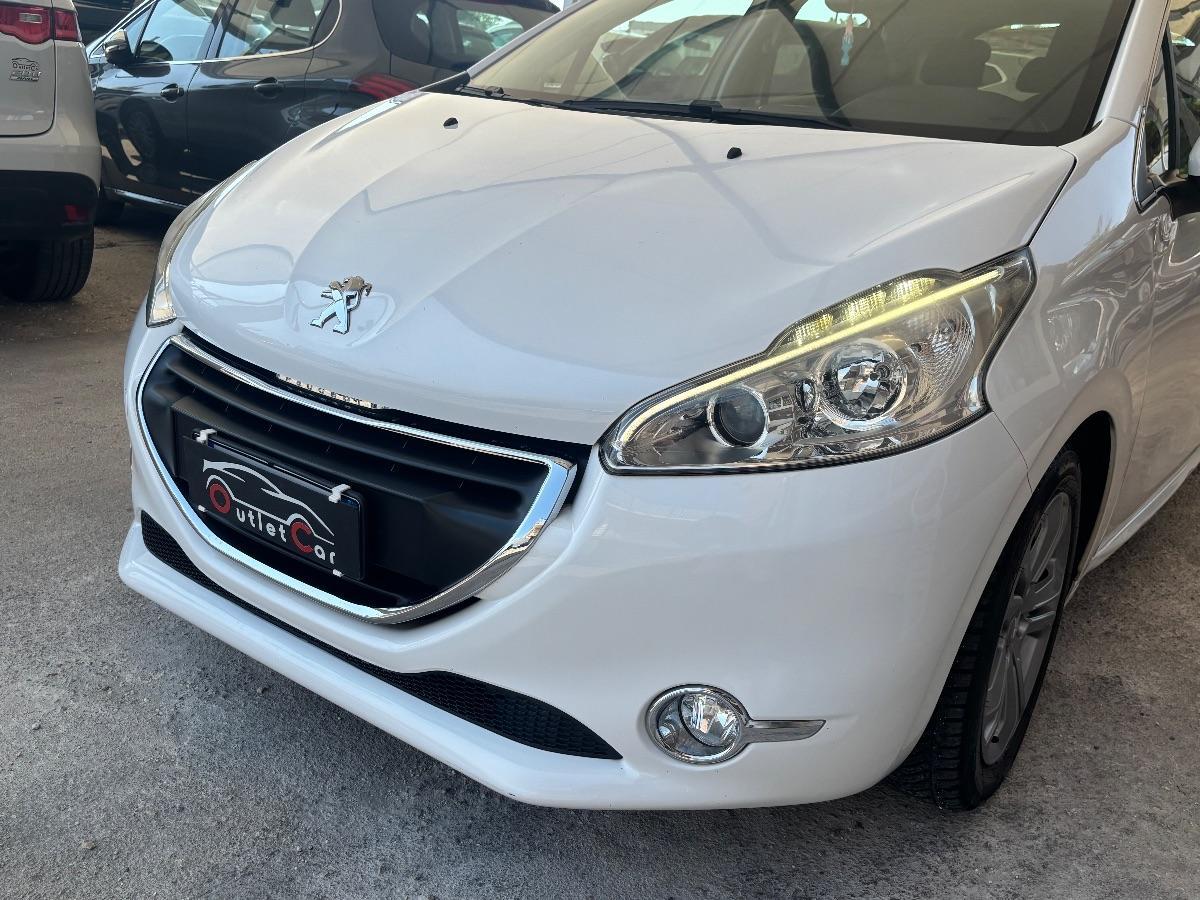 PEUGEOT - 208 - 1.4 HDi 68 CV 5p. Allure