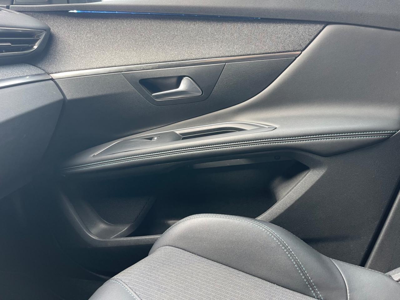 Peugeot 3008 BlueHDi 130 S&S EAT8 Allure Pack KM CERTIFICATI IN FATTURA!