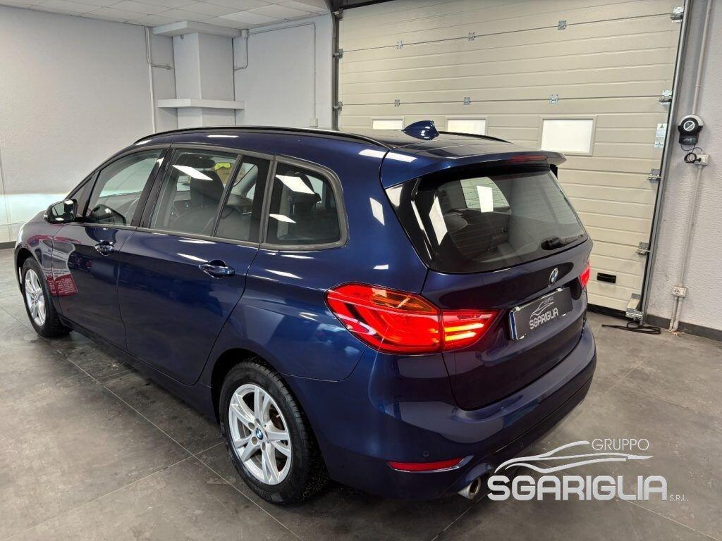 BMW 216 i Gran Tourer Advantage Full Optional