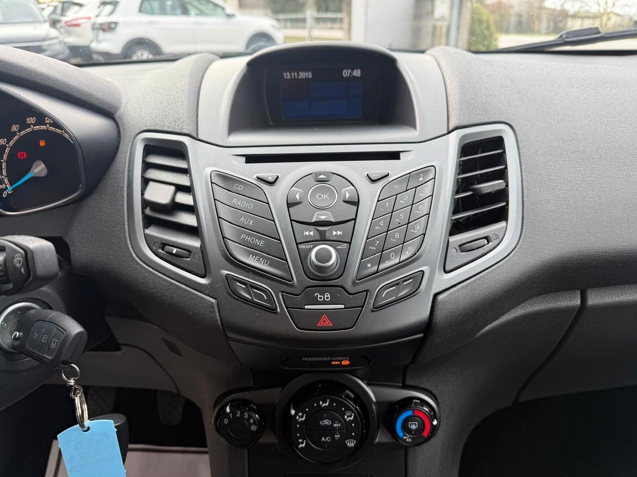 Ford Fiesta 1.2 Benzina Neopatentati