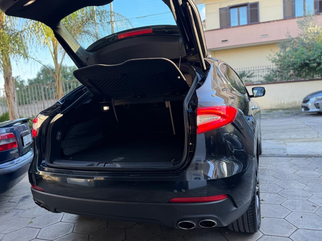 Maserati Levante V6 Diesel 275 CV AWD Granlusso