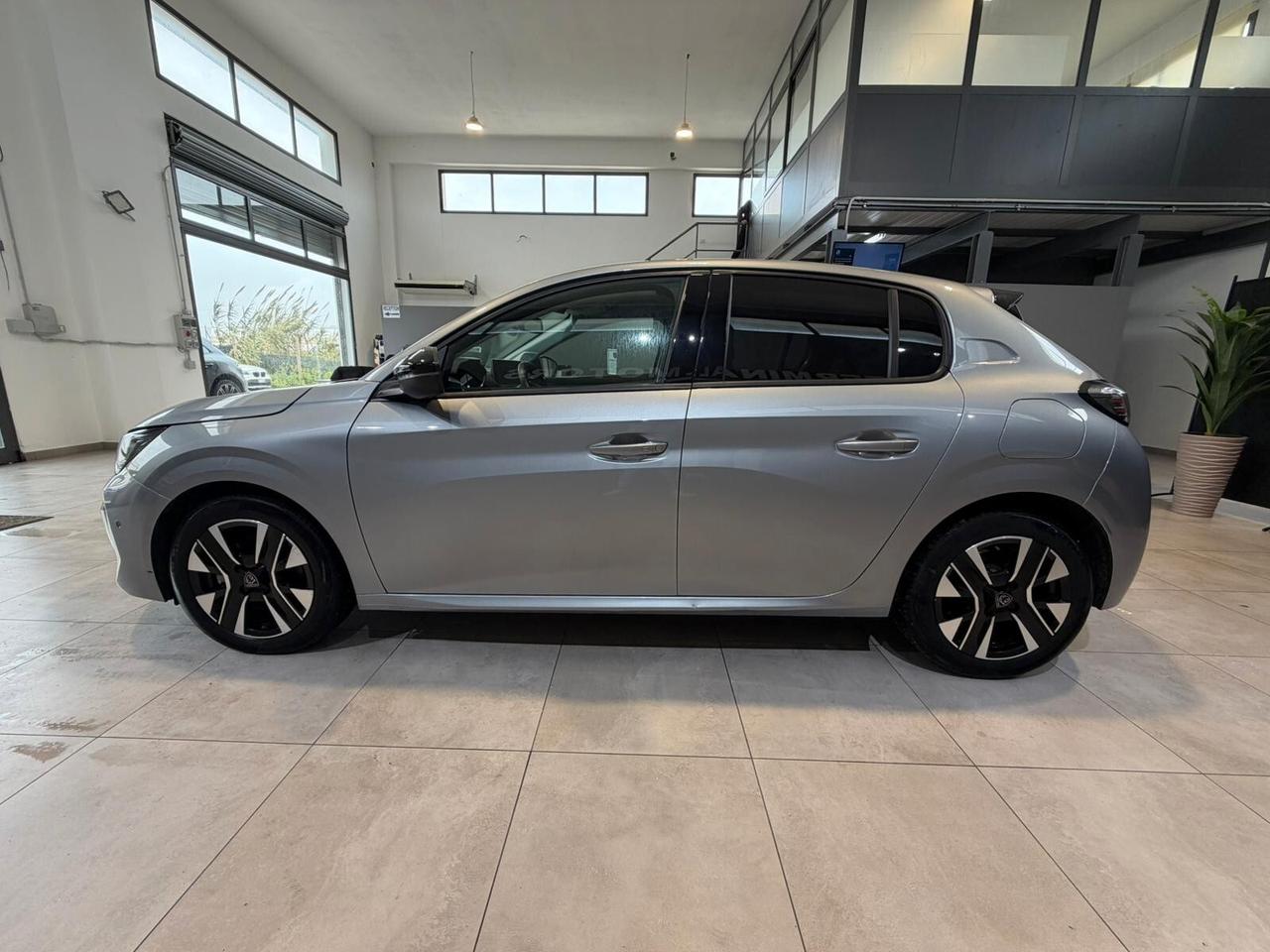 Peugeot 208 PureTech 100 Stop&Start 5 porte Allure