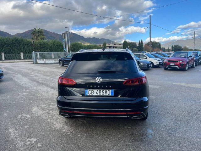 VOLKSWAGEN Touareg 3.0 V6 TSI R LINE