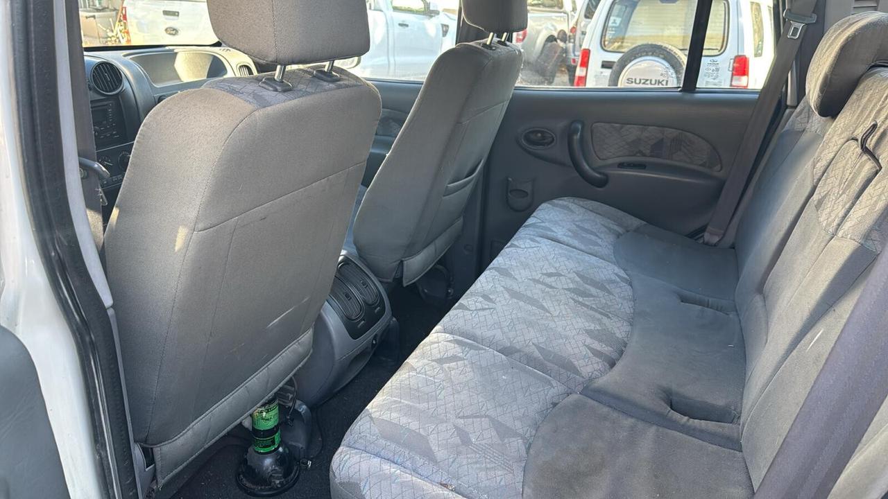 Mahindra Goa 2.2 CRDe 16V 4WD SLX