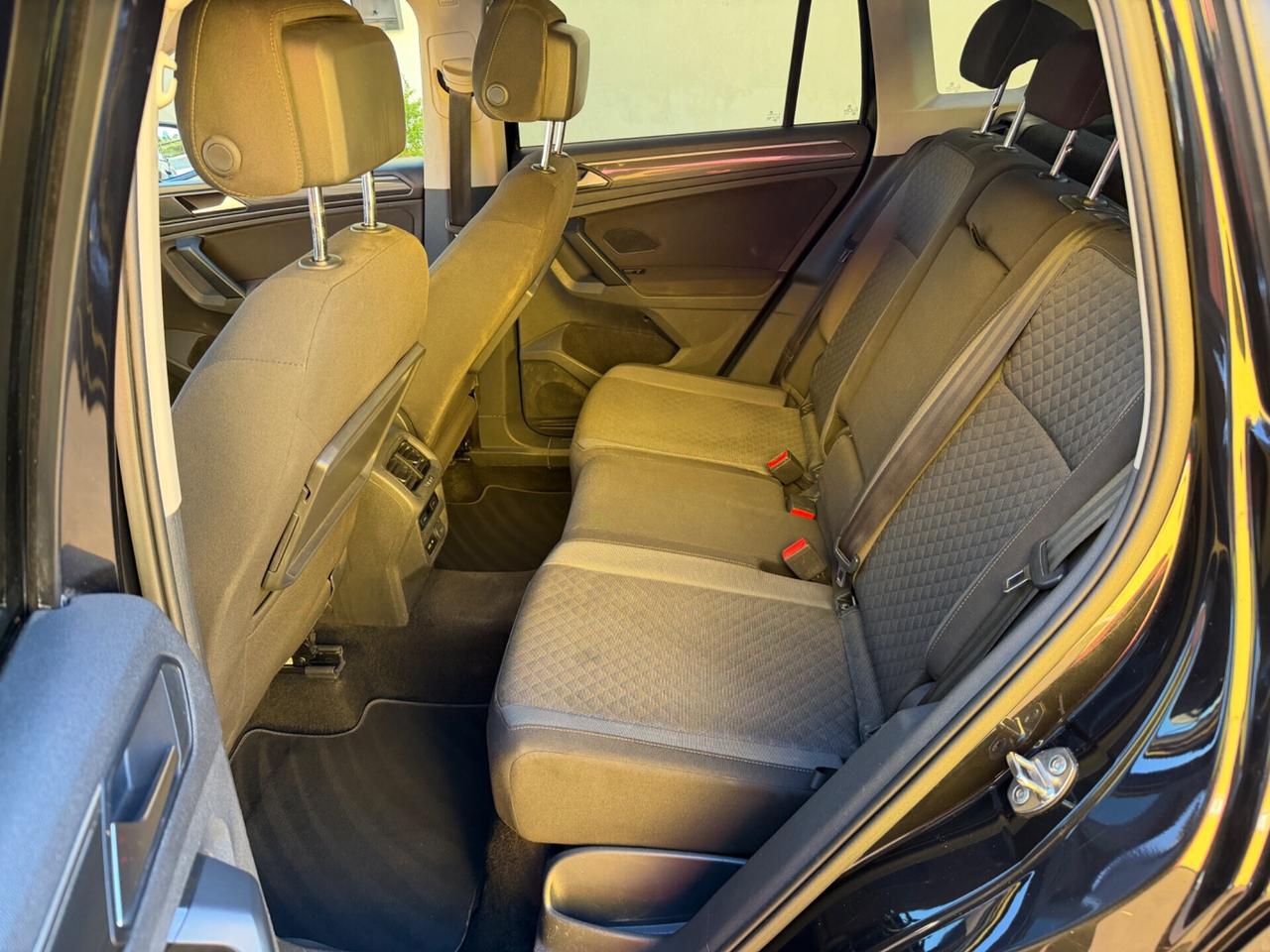 Volkswagen Tiguan 1.6 TDI R-Line - 2019