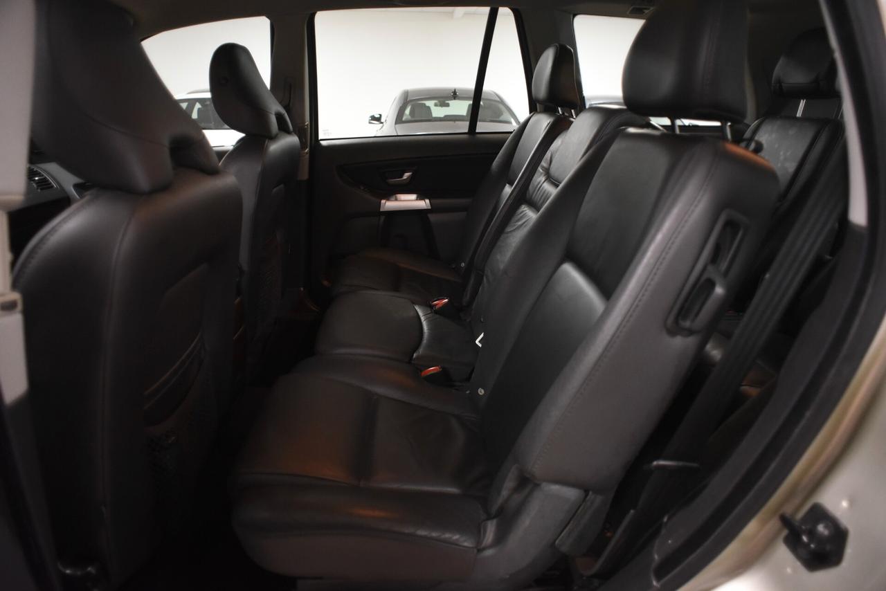 Volvo XC 90 XC90 2.4 D5 185 CV aut. AWD Executive