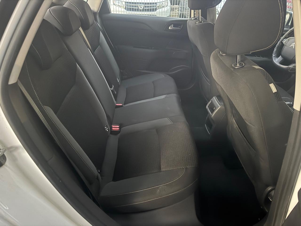 Citroen C4 1.6 HDI neopatentati garanzia 12 mesi