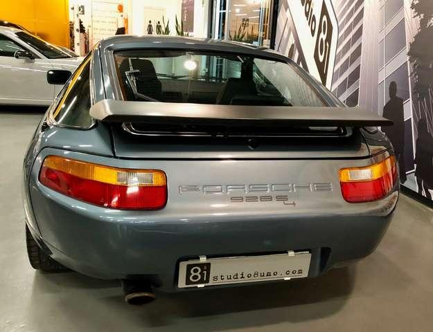 Porsche 928 S