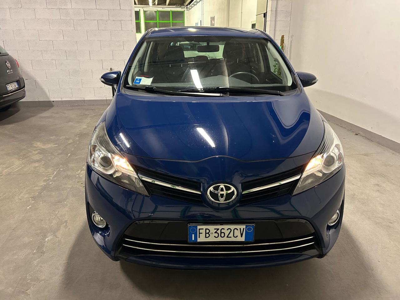 Toyota Verso 1.6 Active