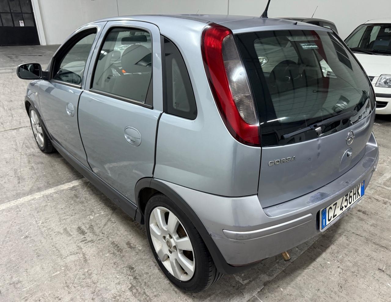 Opel Corsa 1.0 Benzina 60Cv 5 porte - 2006