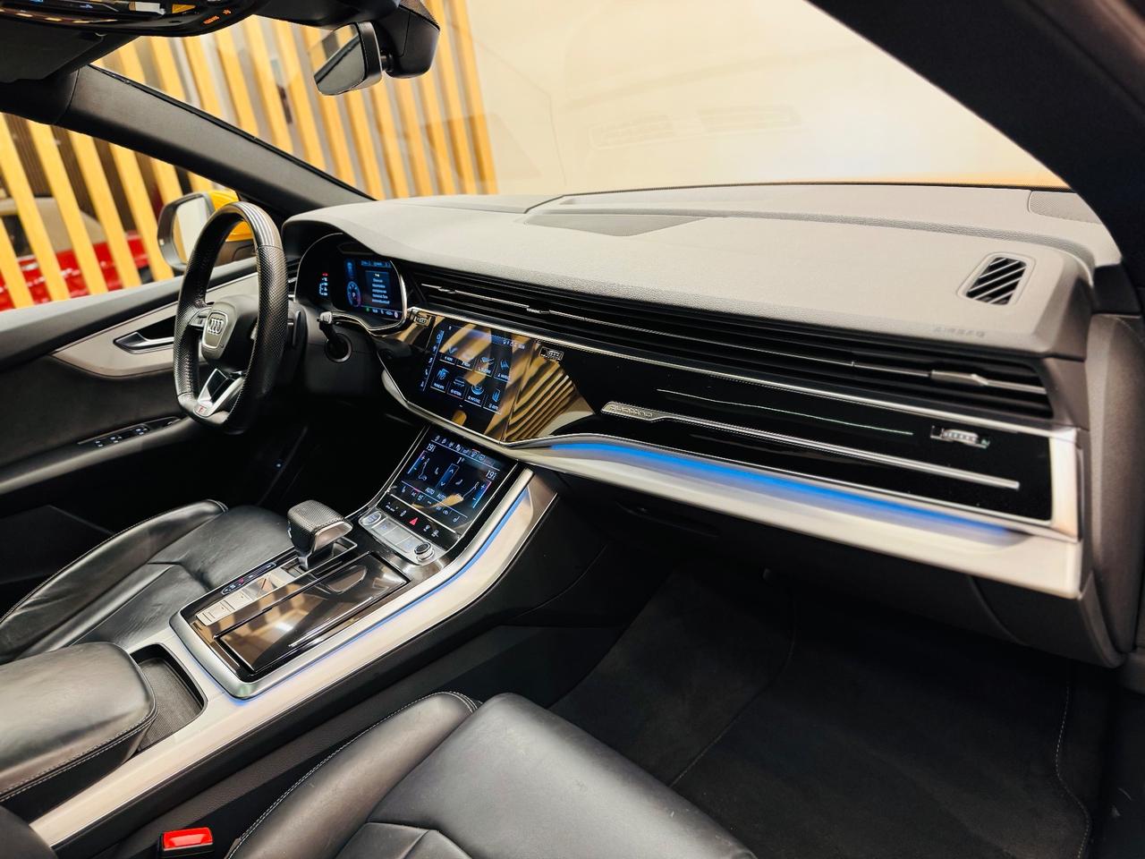 Audi Q8 50 TDI 286 CV quattro tiptronic S LINE EXCLUSIVE COLOR