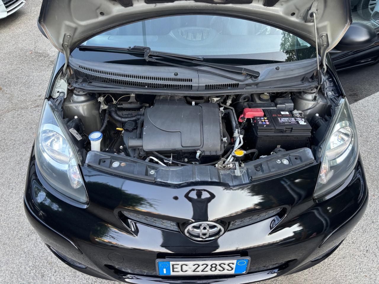 Toyota Aygo 1.0 5 porte Sol OK NEOPATENTATI
