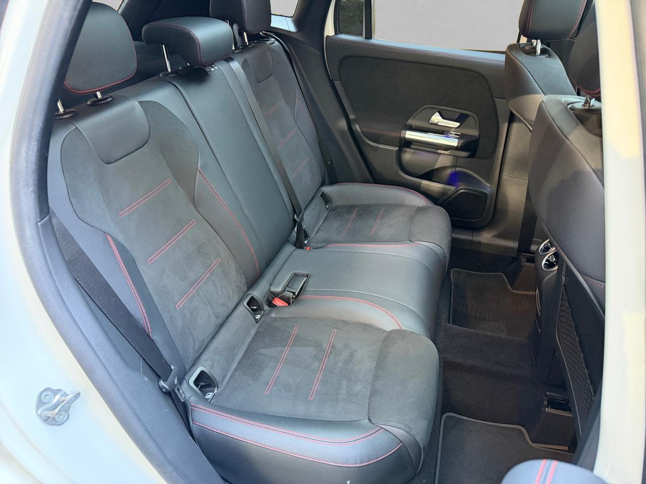 Mercedes GLA 200 d Premium 4matic autom. "TETTO PANORAMICO"