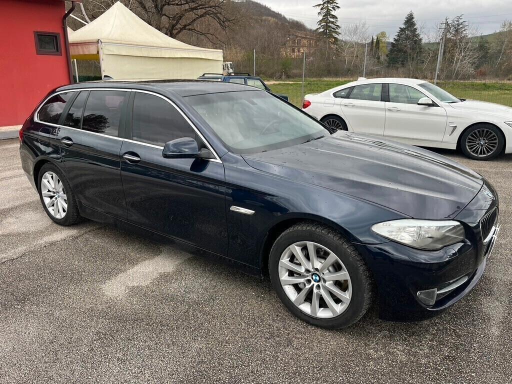 Bmw 525 525d xDrive Touring Luxury
