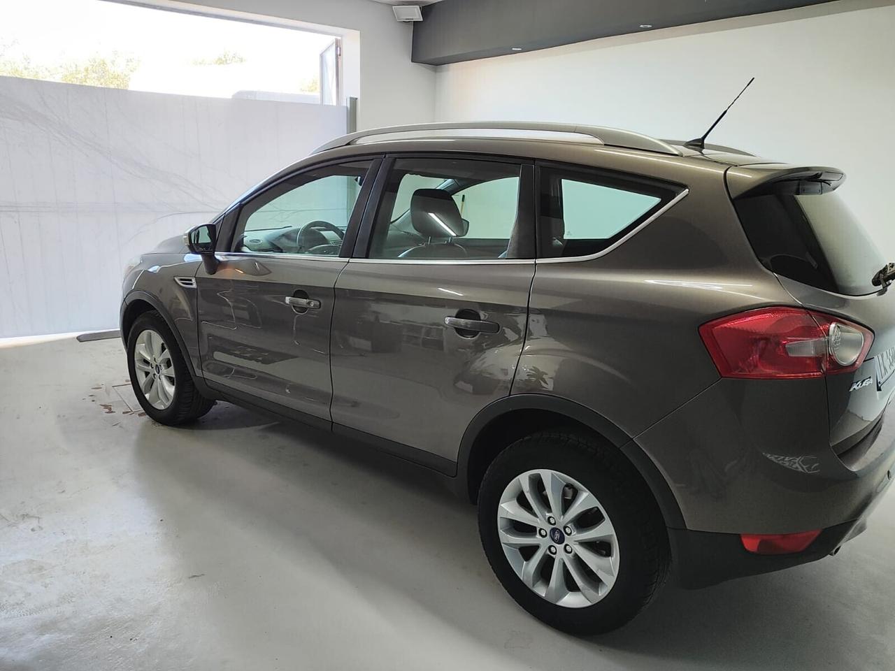 Ford Kuga 2.0 TDCi 163 CV 4WD Titanium DPF