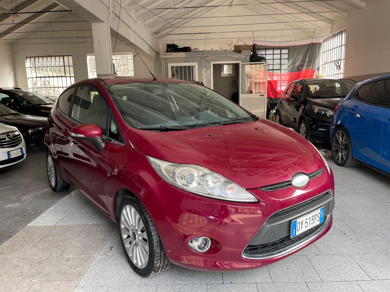 Ford Fiesta 1.4 3 porte Bz.- GPL Titanium