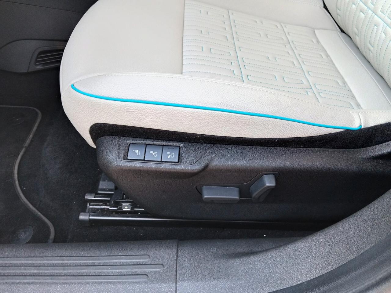 Fiat 600 Hybrid 110 CV DCT MHEV La Prima