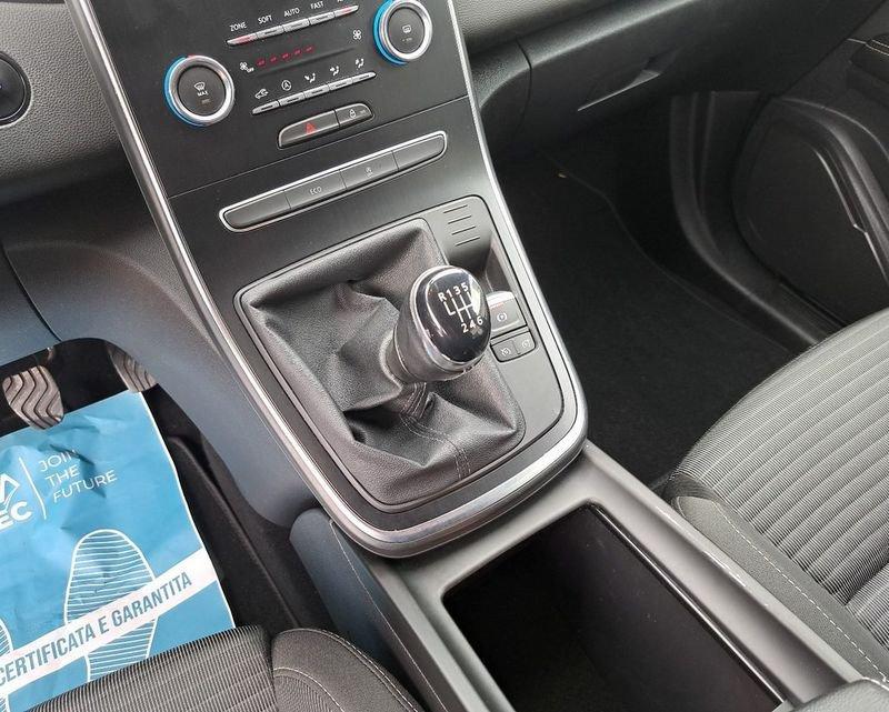 Renault Scénic Blue dCi 120 CV Sport Edition2