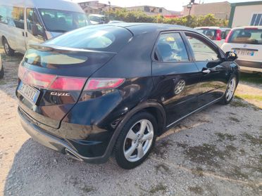Honda Civic 1.4 GPL 2011
