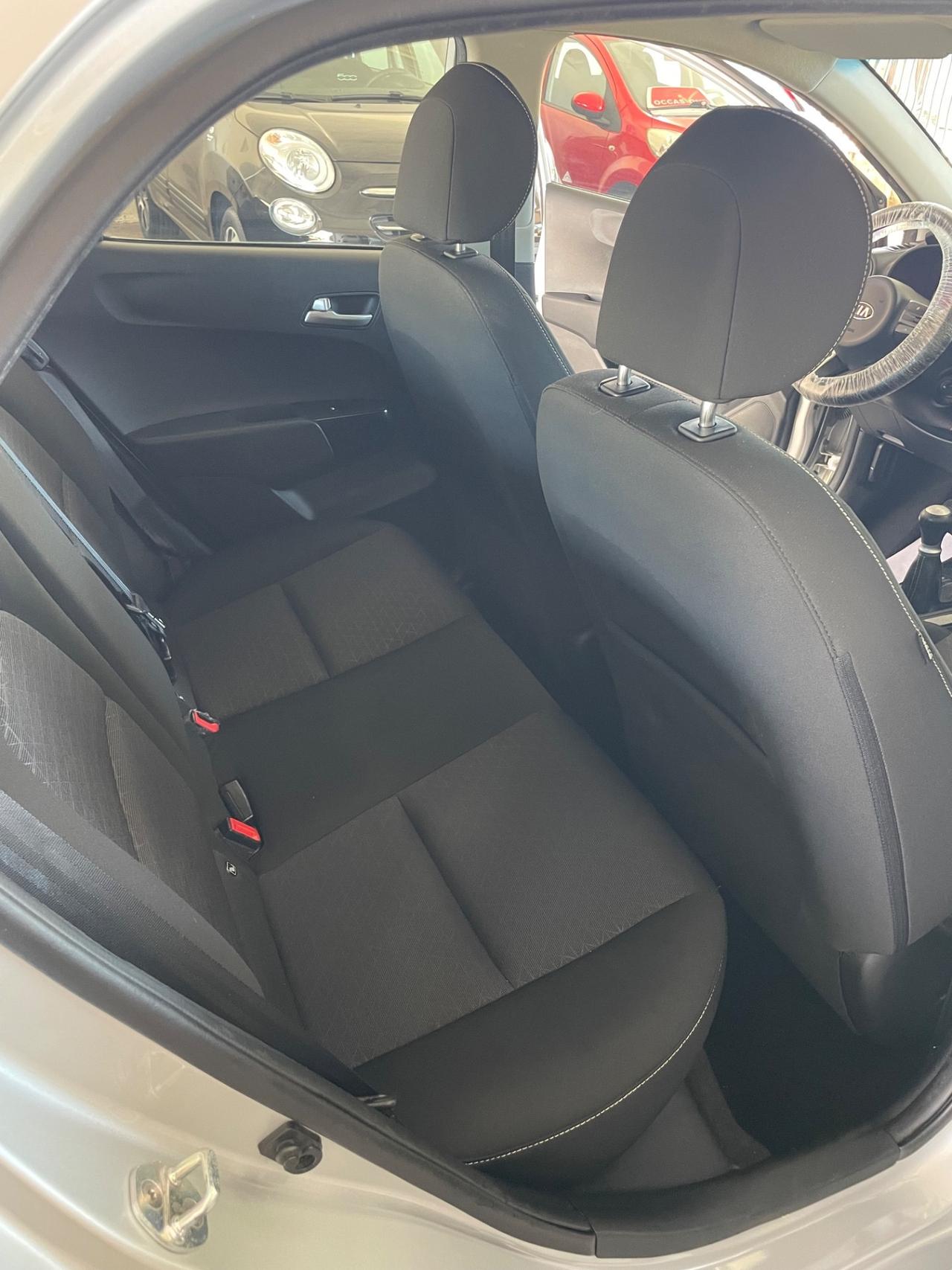 Kia Picanto 1.0 12V GPL 5 porte GT Line Full retrocamera u-connect