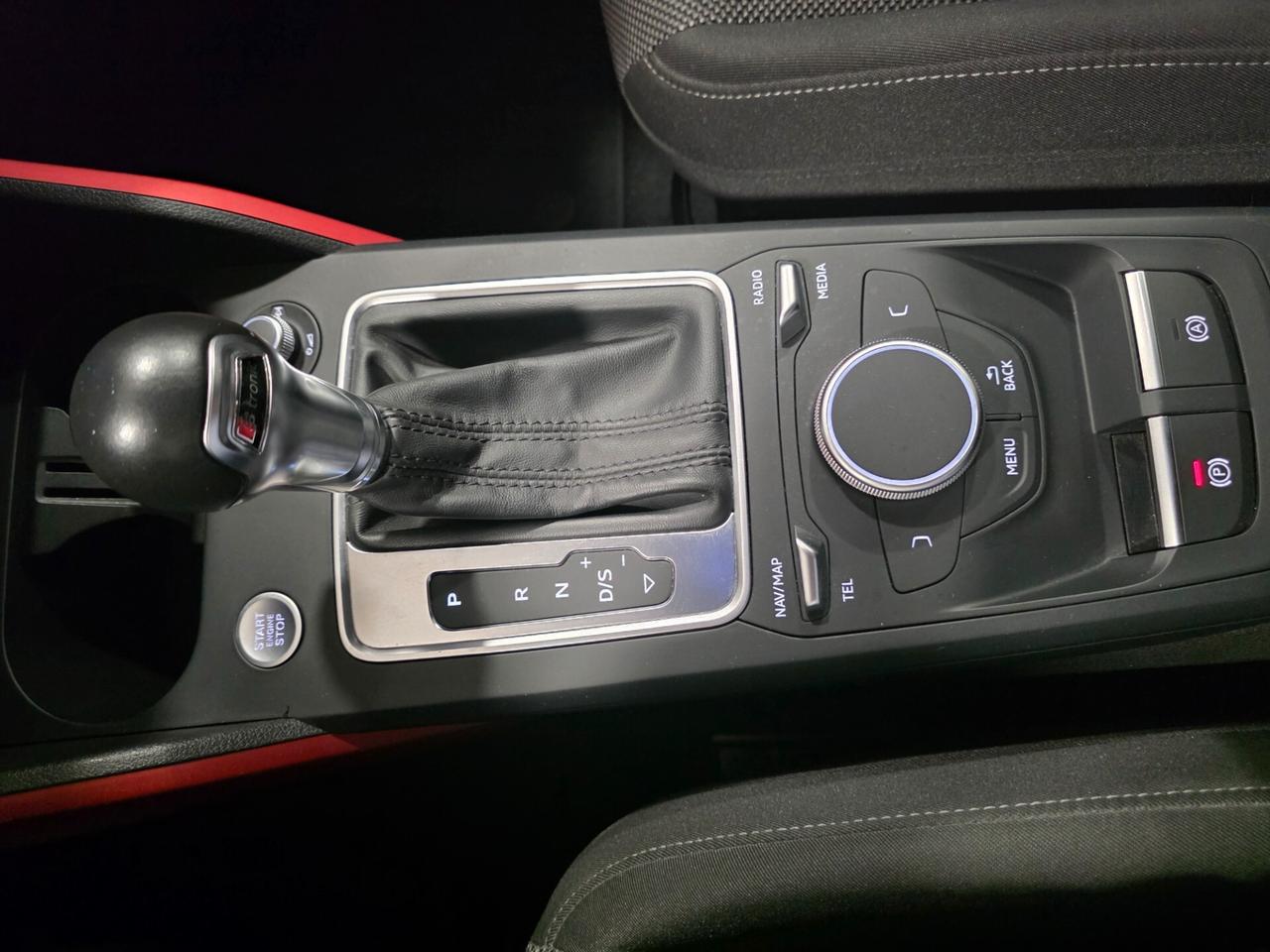 Audi Q2 30 TDI S tronic Business Design