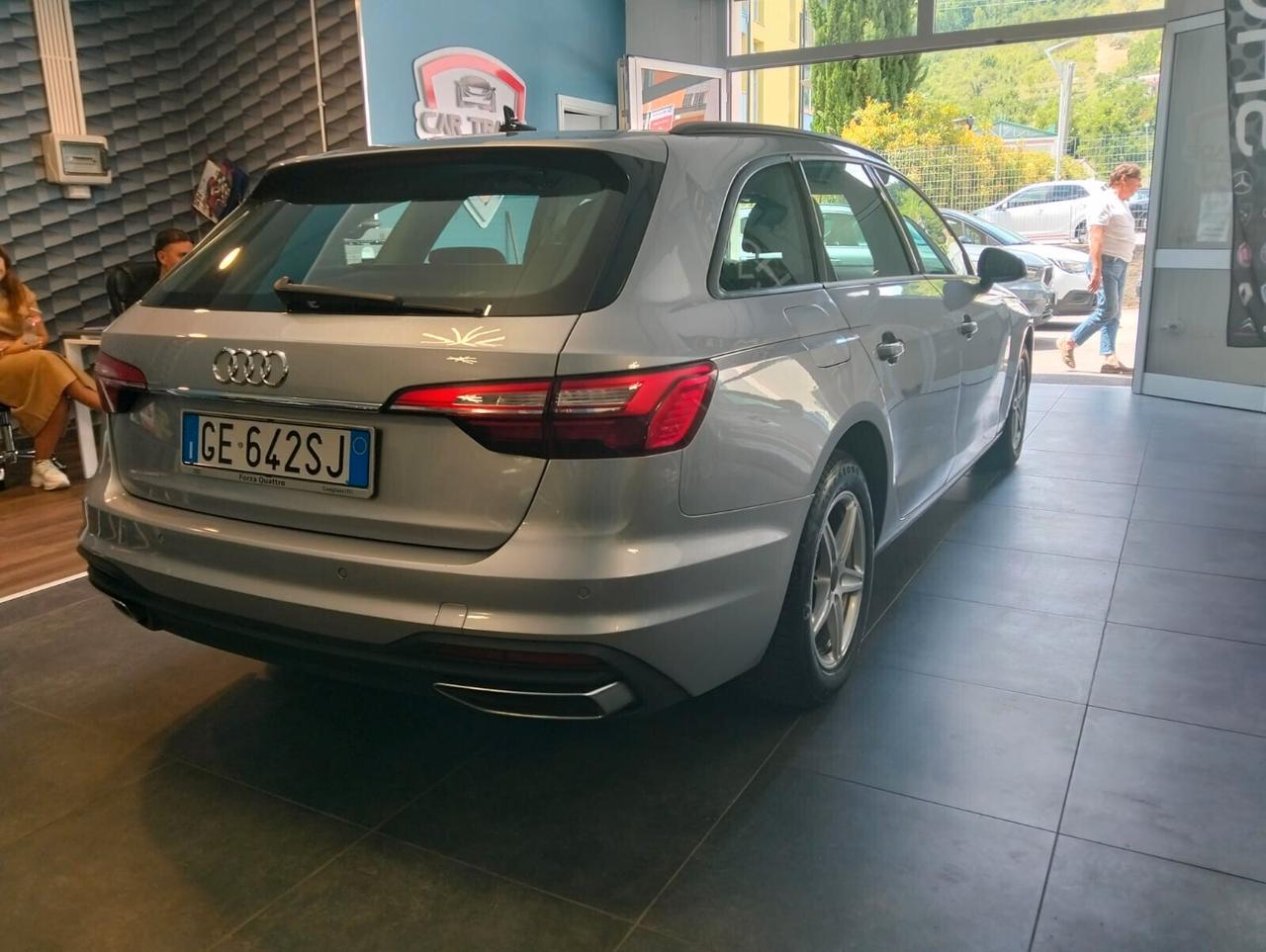 Audi A4 Avant 35 TDI/163 CV S tronic Business