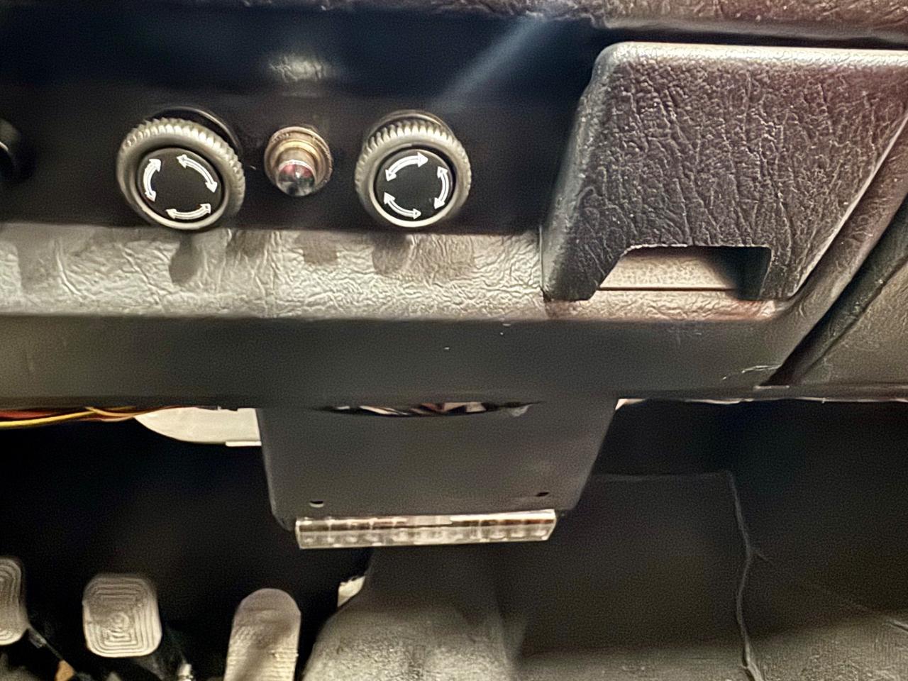 Volkswagen Maggiolone Cabriolet 1200 Karmann