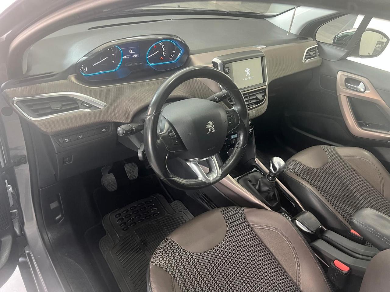 Peugeot 2008 1.6 e-HDi 115 CV Stop&Start Allure
