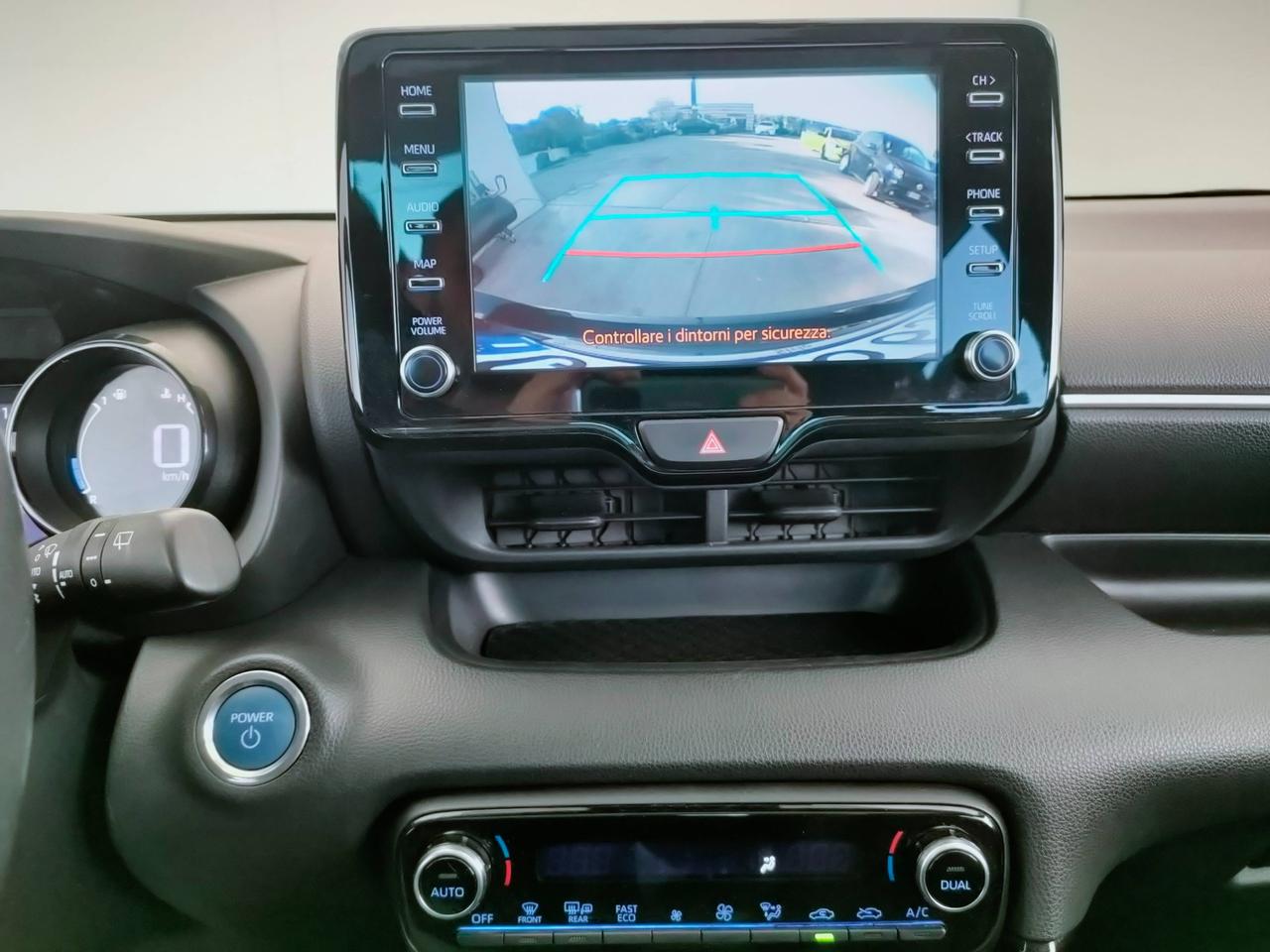 TOYOTA Yaris IV 2020 - Yaris 1.5h Lounge