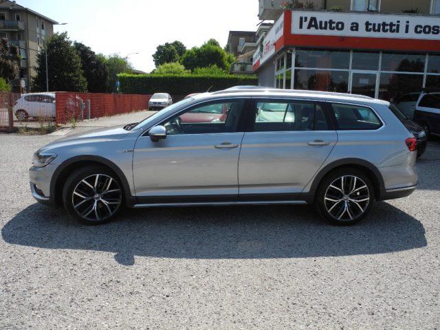 VOLKSWAGEN Passat Alltrack 2.0 TDI 190cv SW 4Motion DSG BMT - GANCIO TRAINO