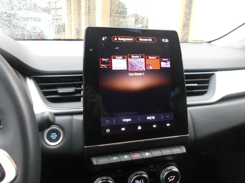 Renault Captur 1.6 E-TECH Hybrid Techno Fast Track Auto