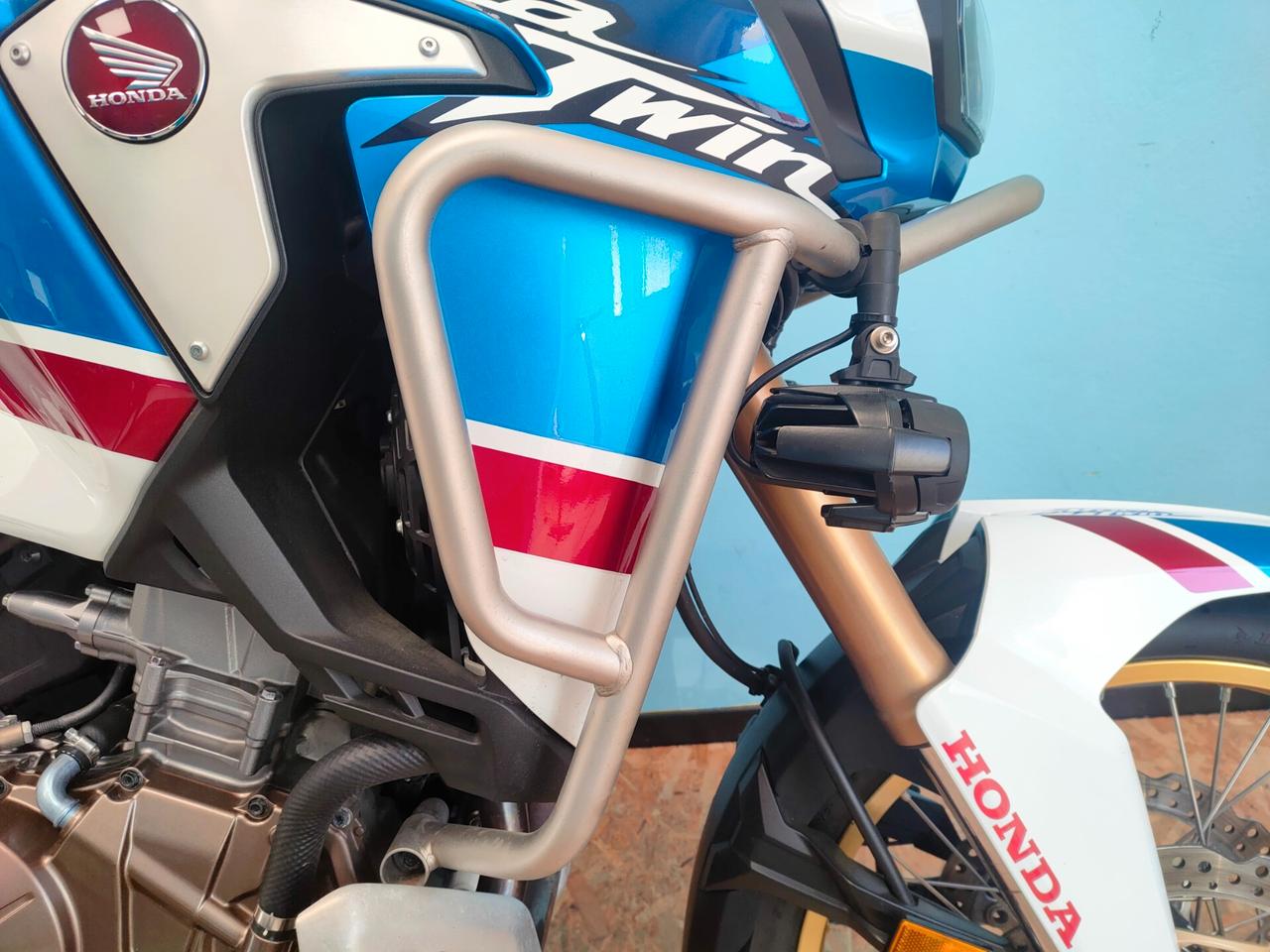 Honda AFRICA TWIN - Versione 30.mo Anniversario