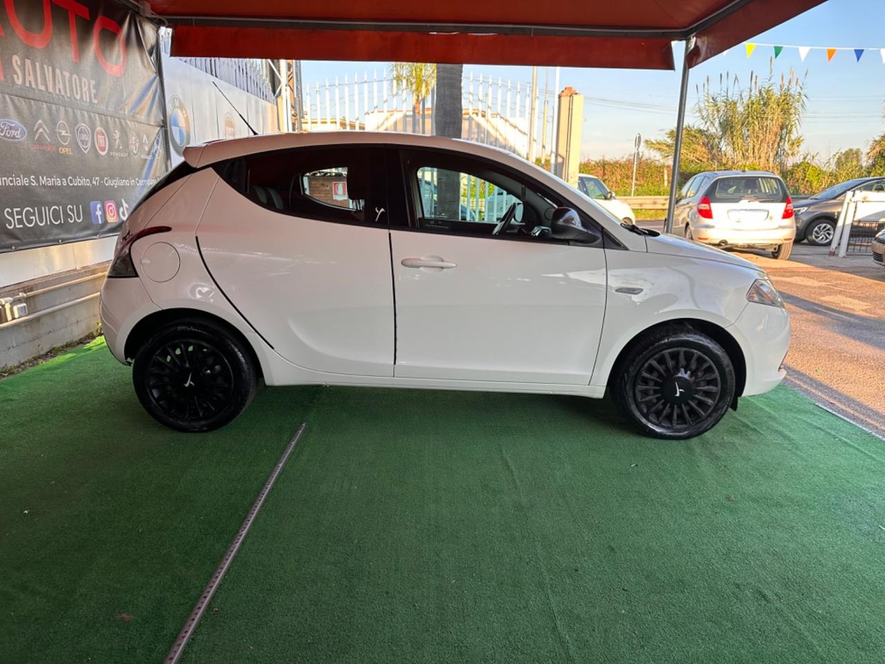 Lancia Ypsilon 1.2 69 CV 5 porte GPL Ecochic Gold