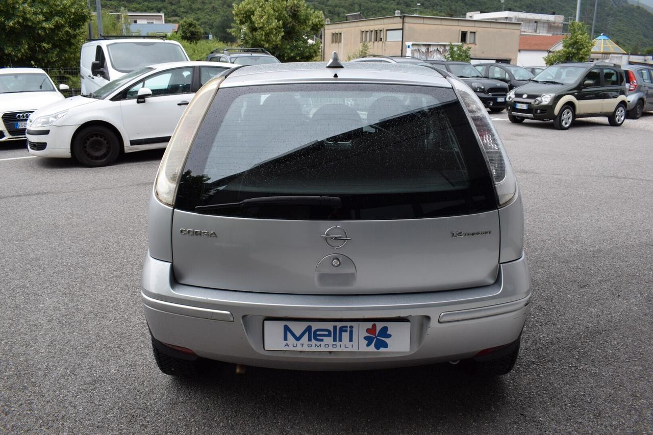 Opel Corsa 1.2 80cv 5p Silver Line